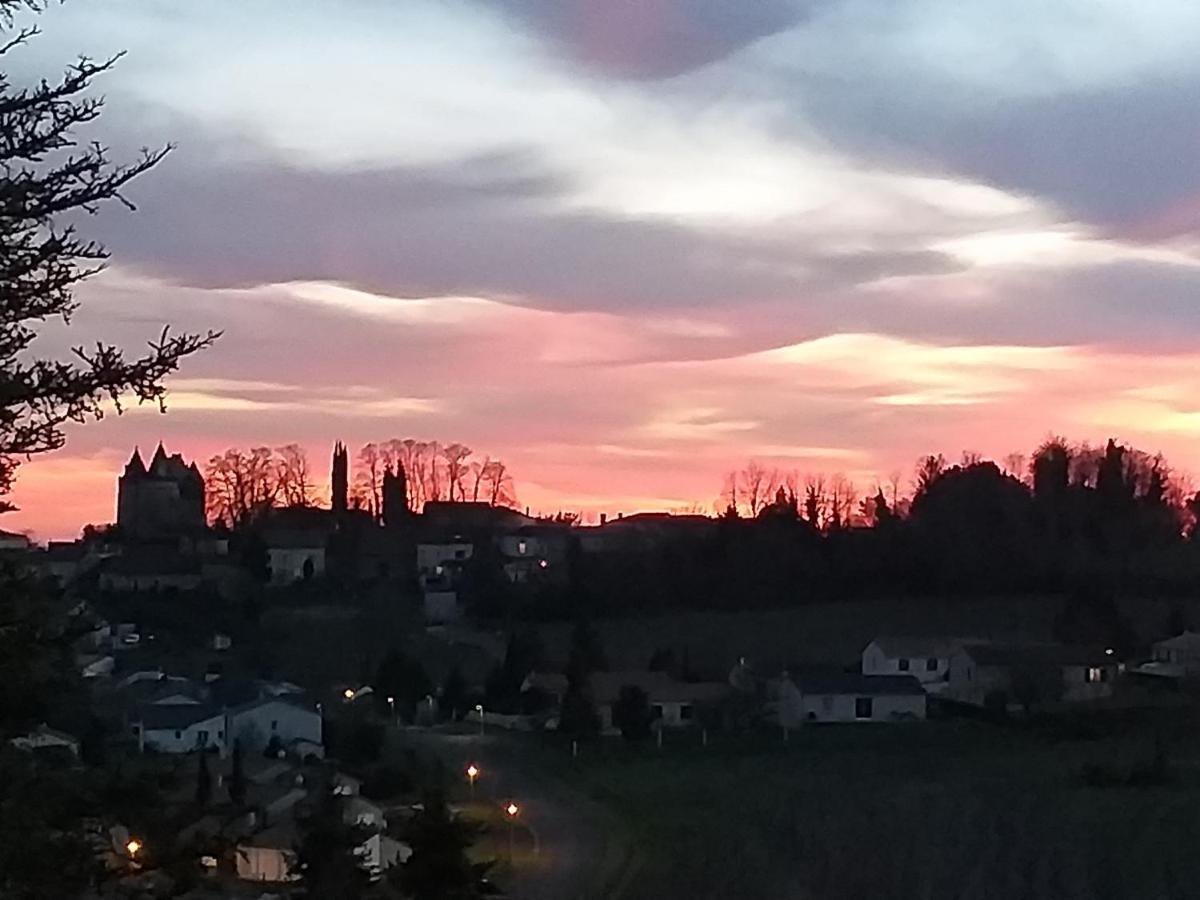 Bed and Breakfast Montismaurelli Montmoreau Esterno foto